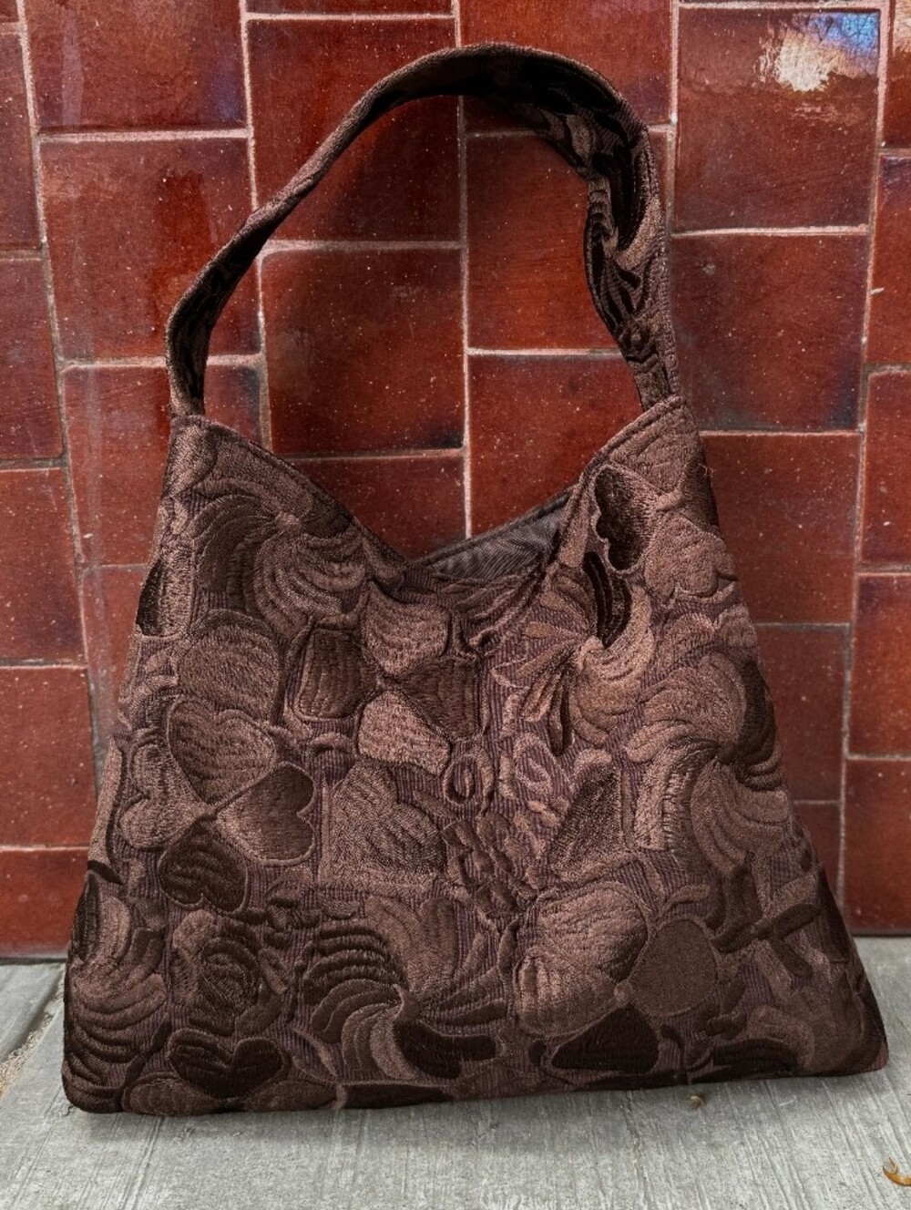 Mexico En La Piel Embroidered Tote Chocolate Oscuro